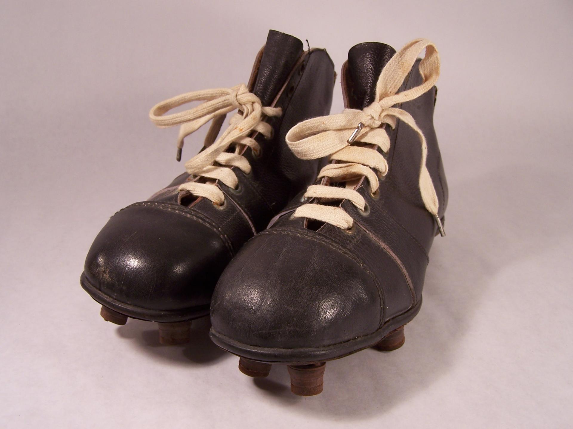 ancienne chaussure de foot
