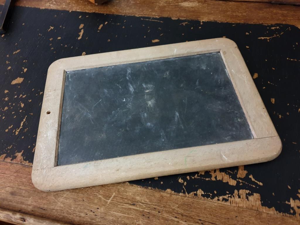 Ardoise D Ecole Ancienne Pupitre Blouse Vintage Craie Maitre