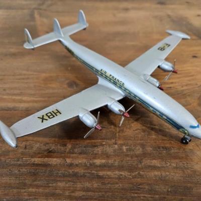 0 avion super constellation