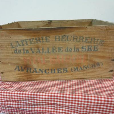 0 caisse de laiterie 2