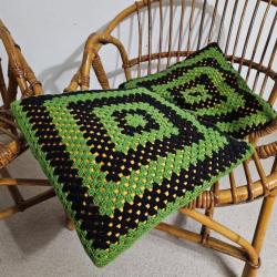 2 Coussins Granny au crochet