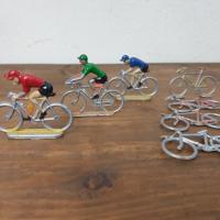 0 cyclistes lot 4