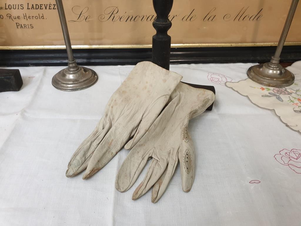 Gants en cuir marron pour enfants anciens w Snaps Vêtements anciens -   France