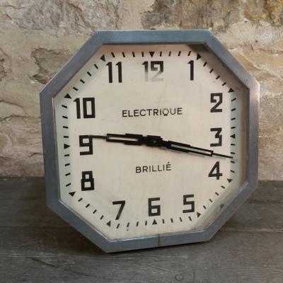 0 pendule brille