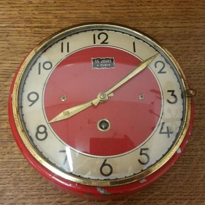 0 pendule rubis