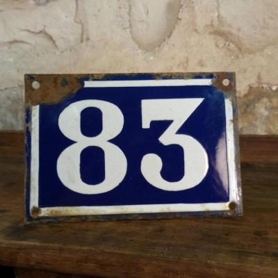 0 plaque de rue 83