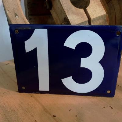 0 plaque emaillee de rue 13