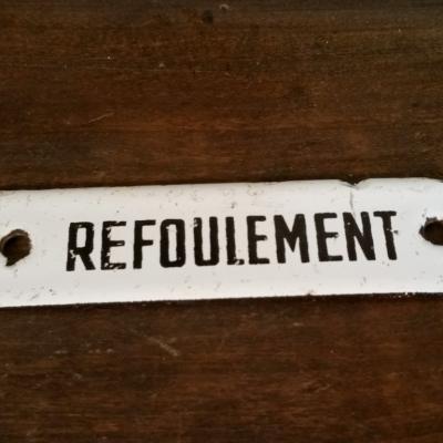 0 plaque emaillee refoulement