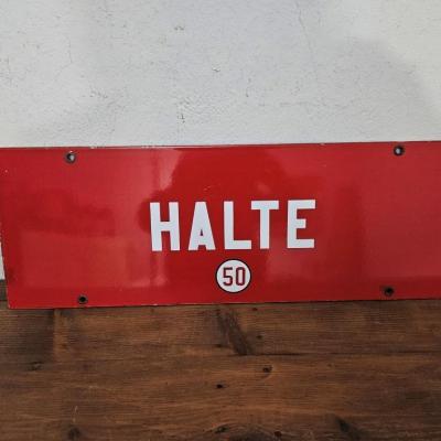 0 plaque tram bruxelles halte