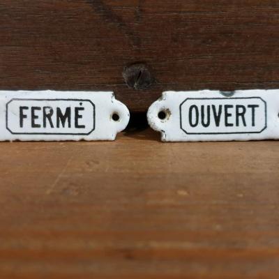 0 plaques ouvert ferme 3