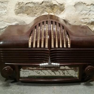 0 poste radio calandre