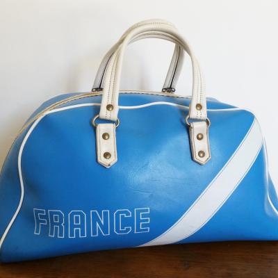 0 sac de sport bleu