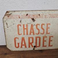 0 tole chasse gardee