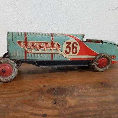 0 voiture jouet en tole