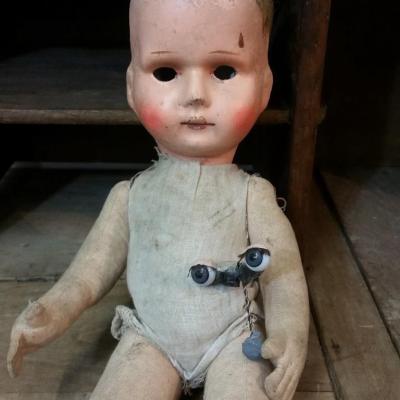 001 poupee sans yeux