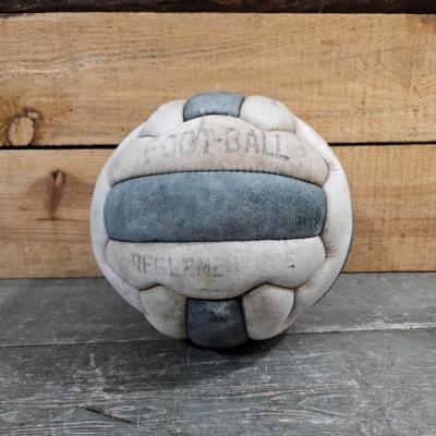 01 ballon foot noir et blanc