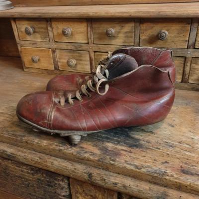 01 chaussure de rugby 40 s