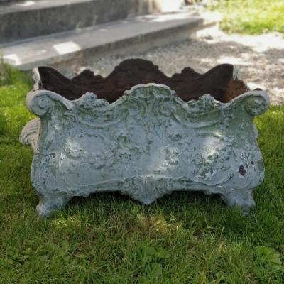 01 jardiniere en fonte 1