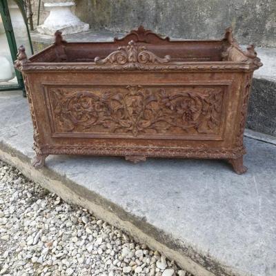 01 jardiniere en fonte