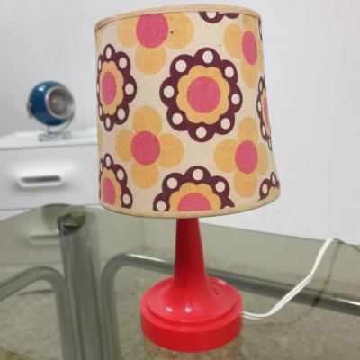 01 lampe de chevet a fleurs