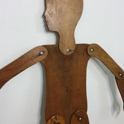 01 mannequin en bois