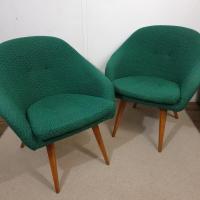 01 paire de fauteuils verts
