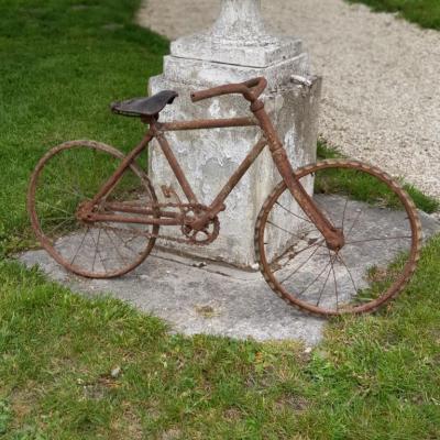 01 petit velo ancien