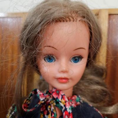 01 poupee cathie bella