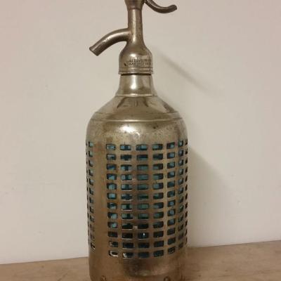 01 siphon cage