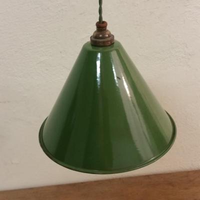 02 suspension conique verte