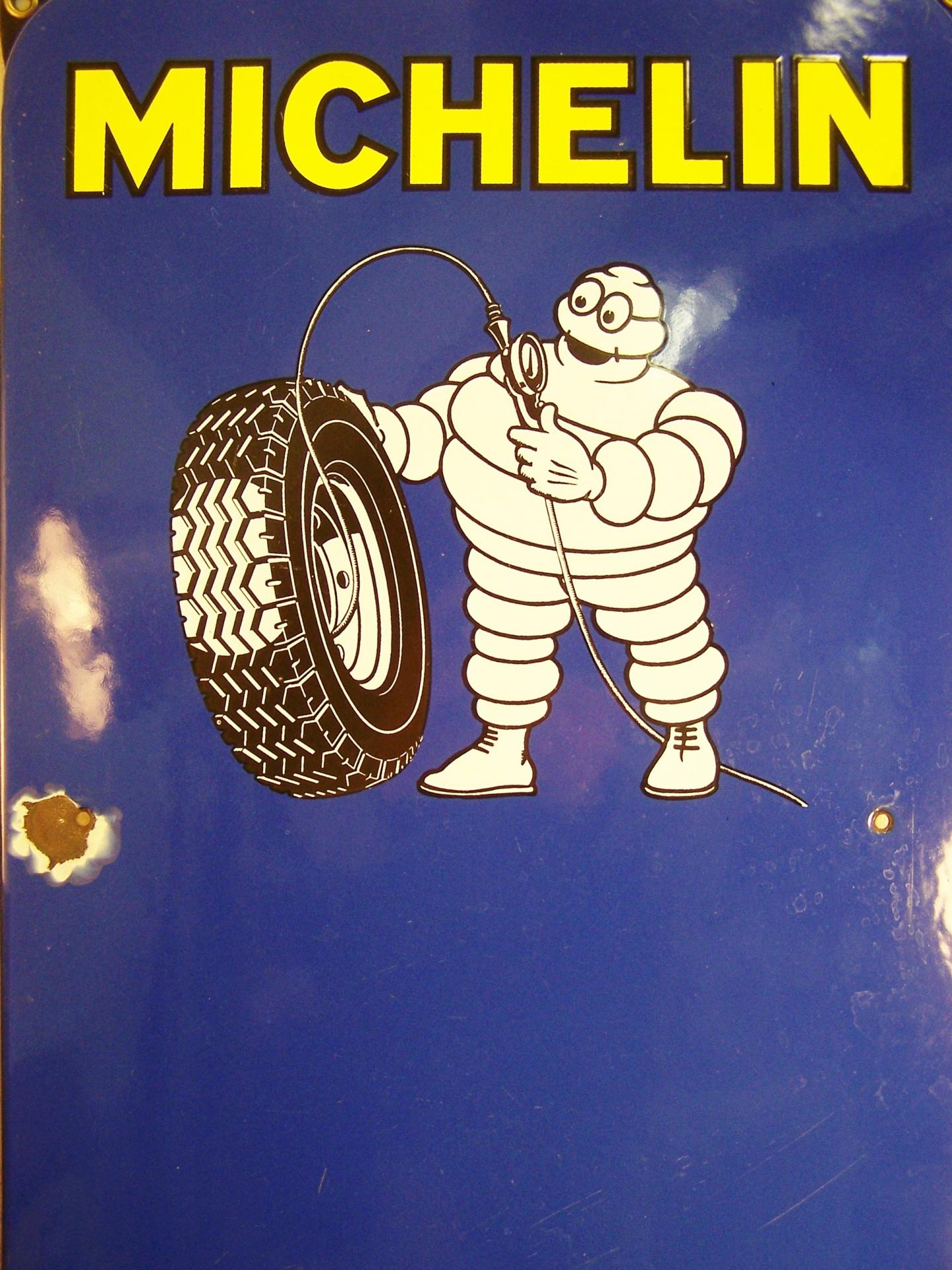 1 377