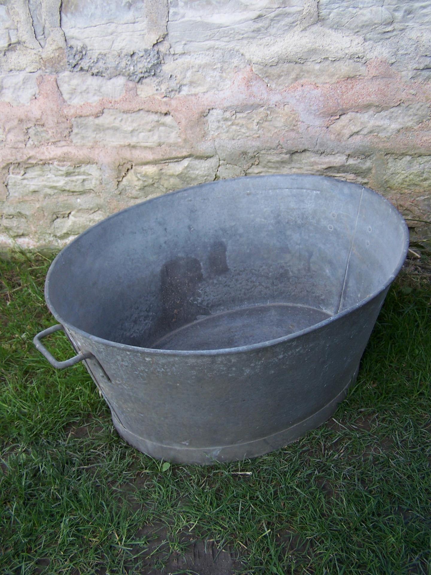 1 654