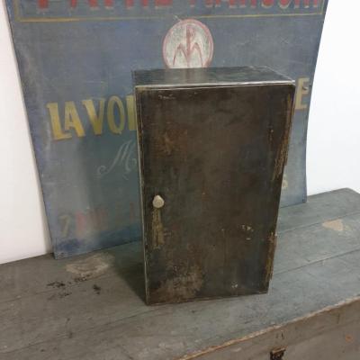 1 armoire metallique