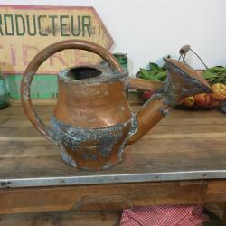 Arrosoir en cuivre