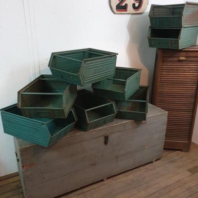 1 bacs industriels grands schafer verts