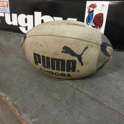 1 ballon de rugby puma
