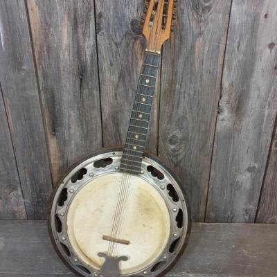 1 banjo