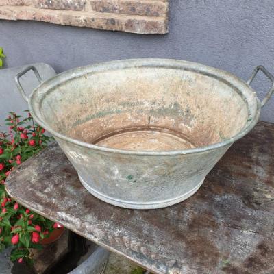 1 bassine en zinc 2 poignees