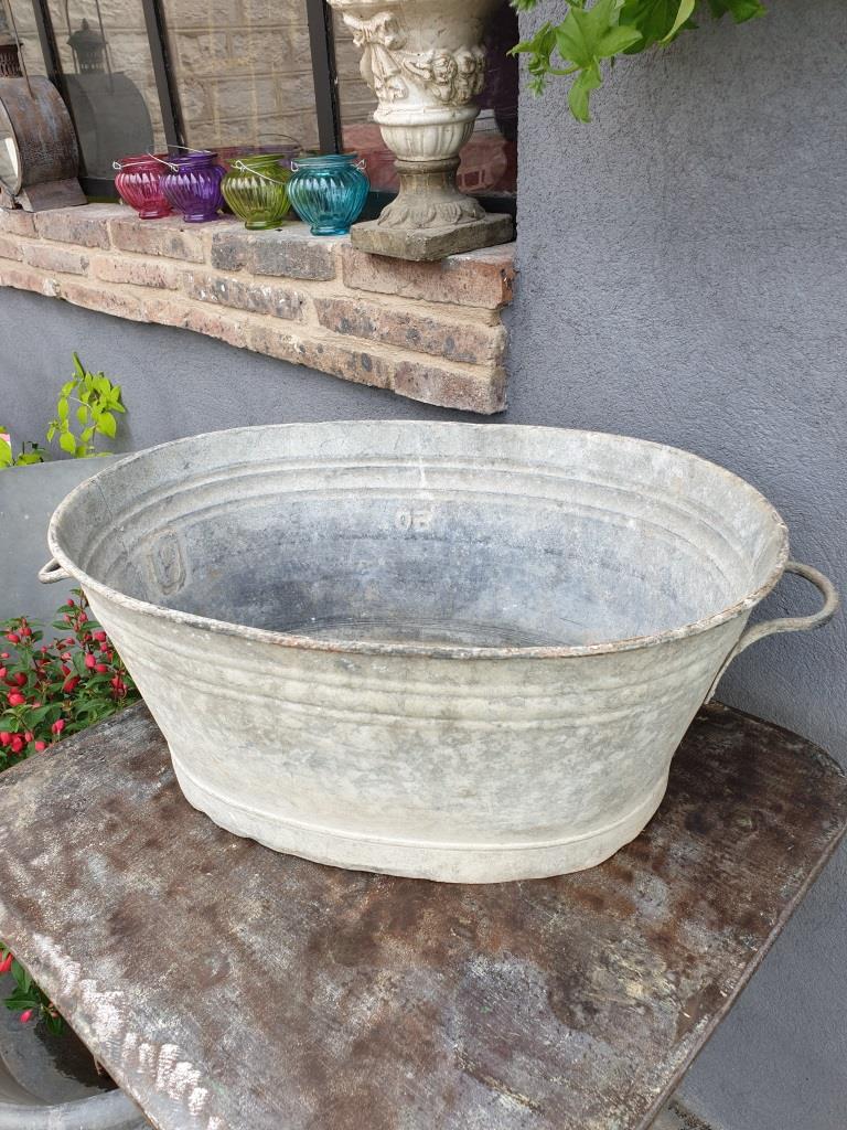 1 bassine oval en zinc