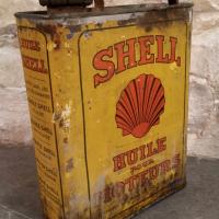 1 bidon huile shell moteurs