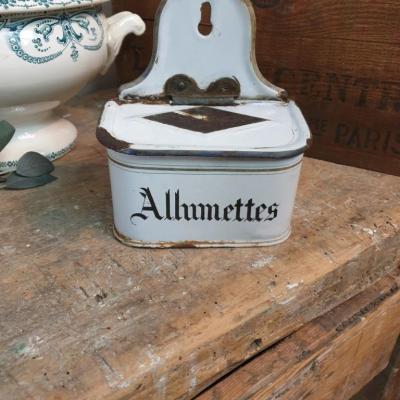 1 boite allumettes emaillee