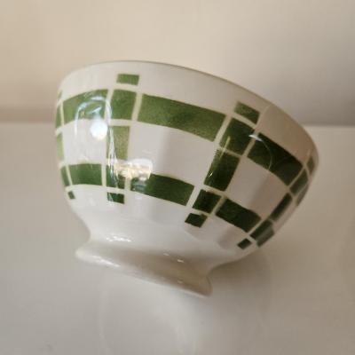 Bol vert et blanc