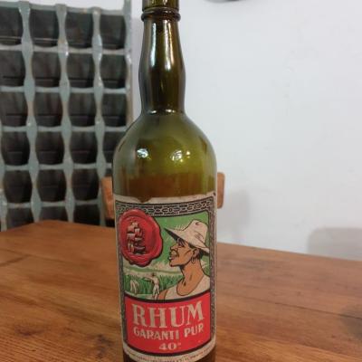 1 bouteille de rhum