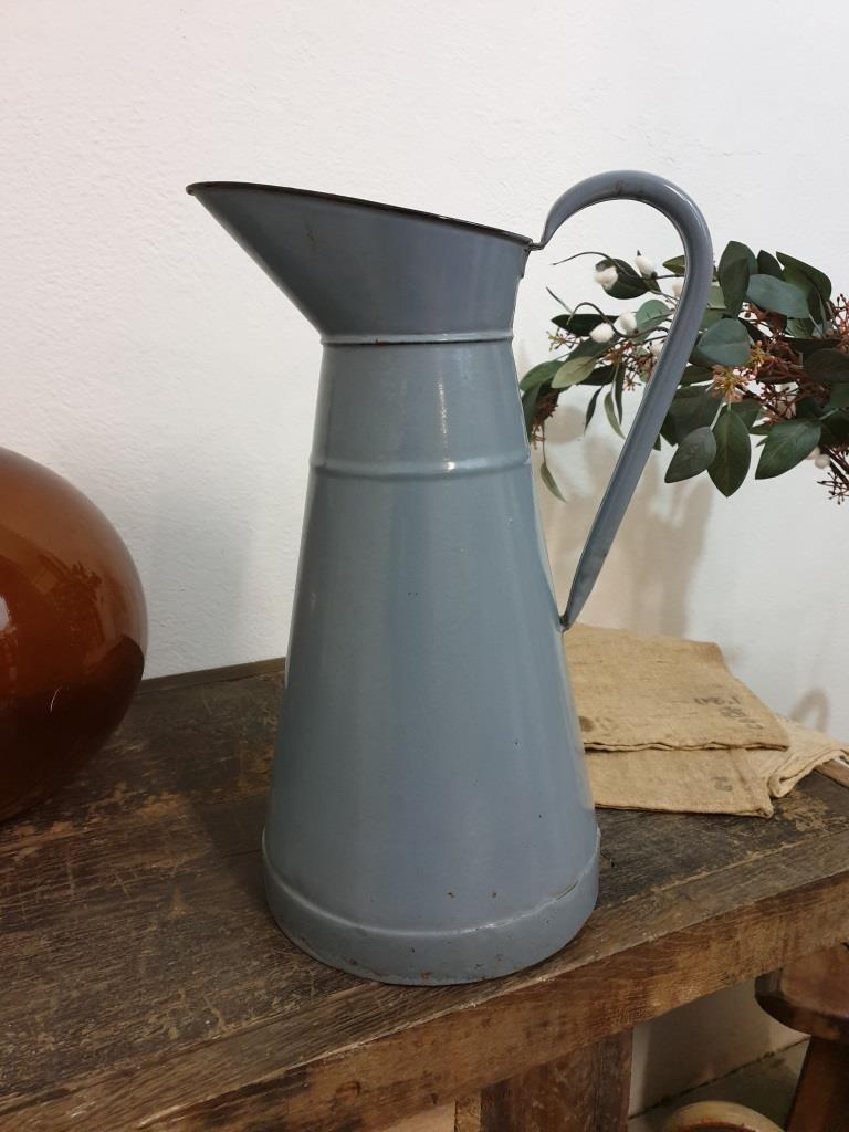 1 broc emaille gris bleu