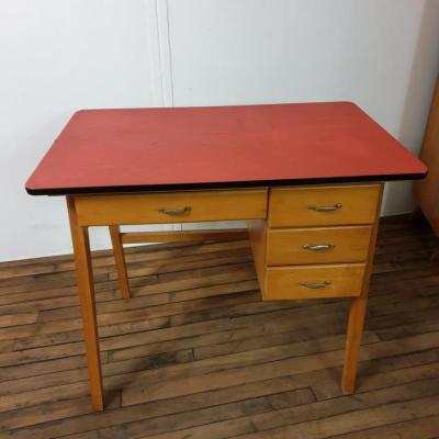 1 bureau enfant