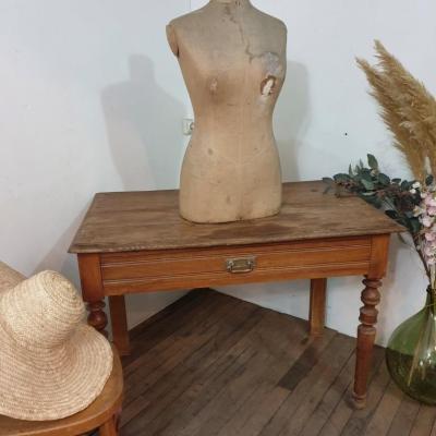 1 buste mannequin