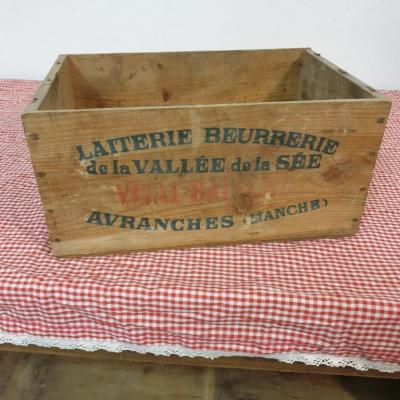 1 caisse de laiterie 3