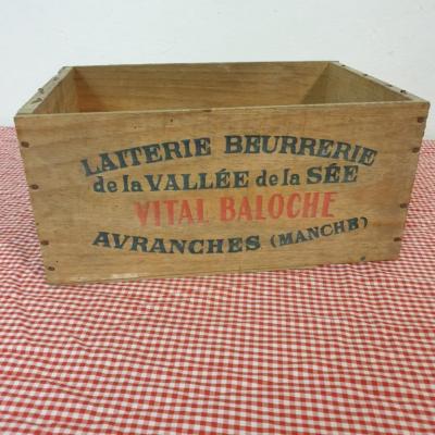 1 caisse de laiterie