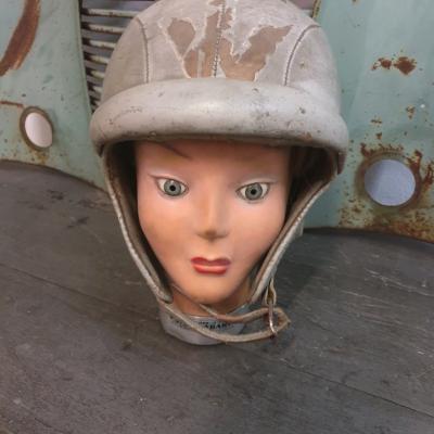 1 casque bolen cuir
