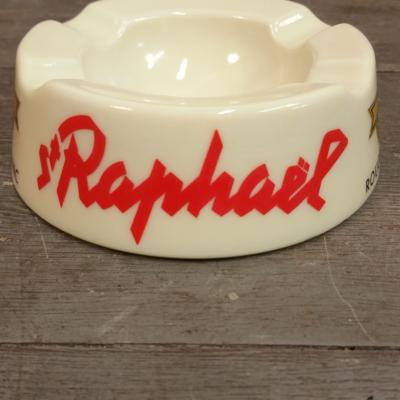 1 cendrier st raphael